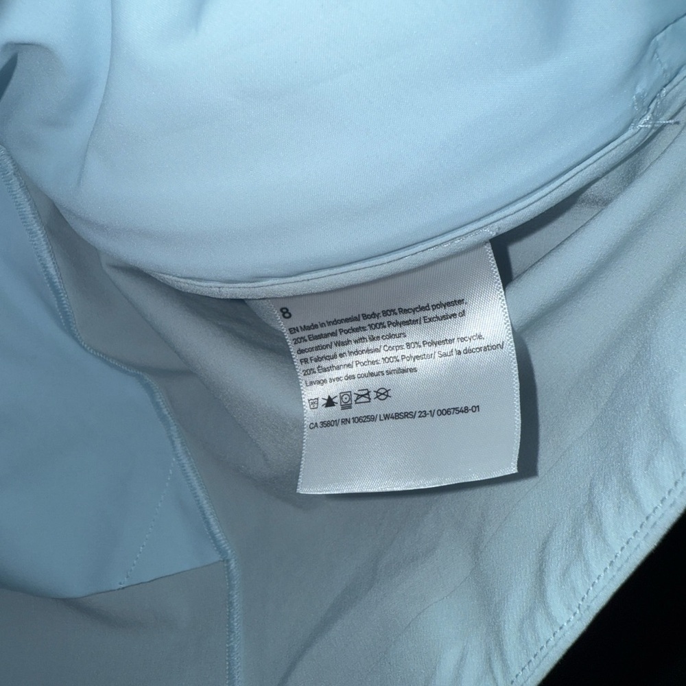 Lululemon Mist Over Windbreaker in Windmill $128 Size 8 - Picture 10 of 14
